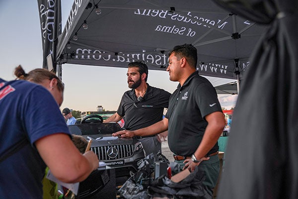 Mercedes-Benz of Selma Partnered with RE/MAX Skylight Balloon Fest